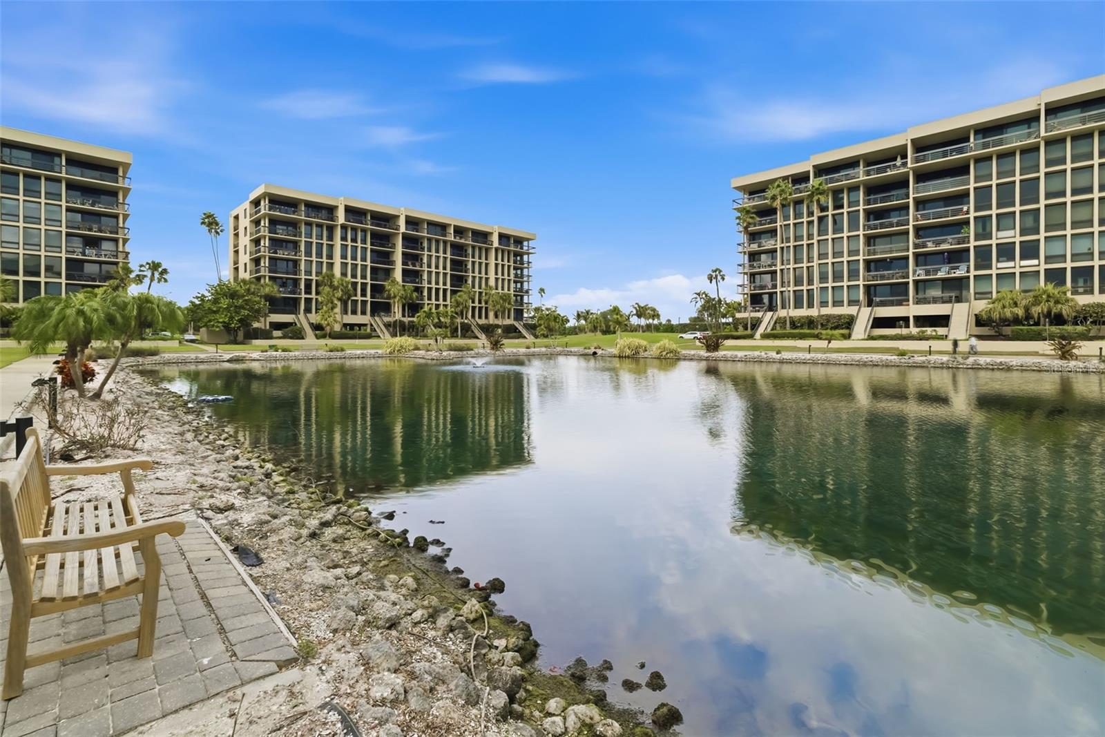 Image 45 of 78 For 1135 Gulf Of Mexico Drive 502