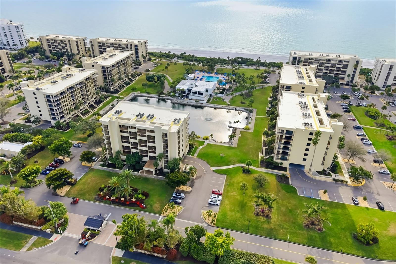 Image 46 of 78 For 1135 Gulf Of Mexico Drive 502