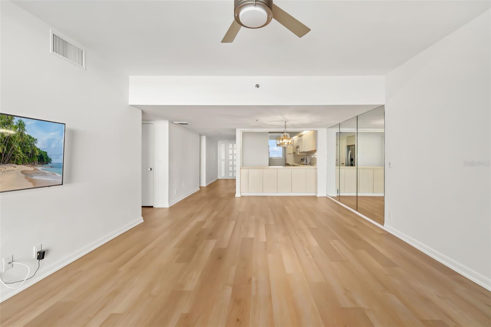 Image 55 of 78 For 1135 Gulf Of Mexico Drive 502