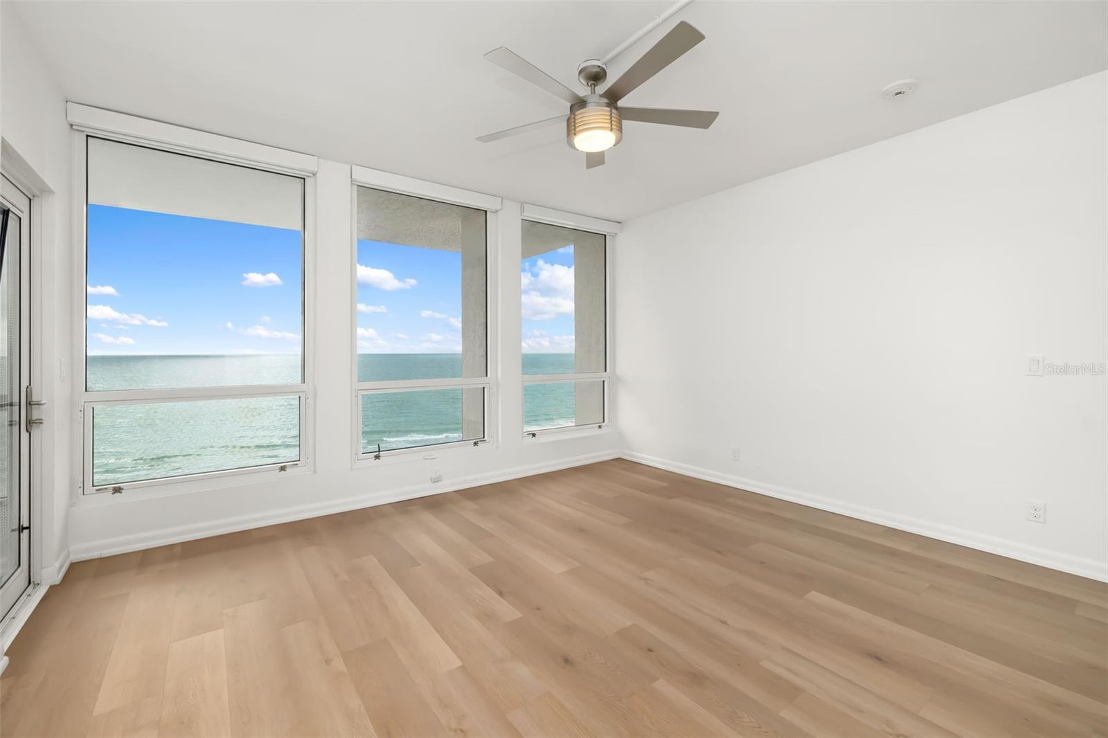 Image 62 of 78 For 1135 Gulf Of Mexico Drive 502