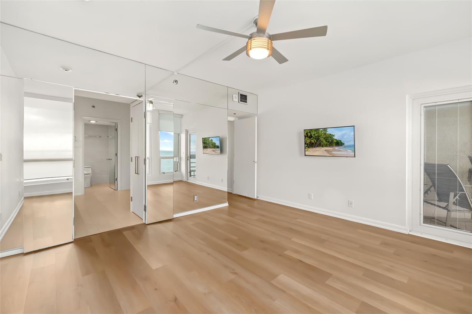 Image 63 of 78 For 1135 Gulf Of Mexico Drive 502