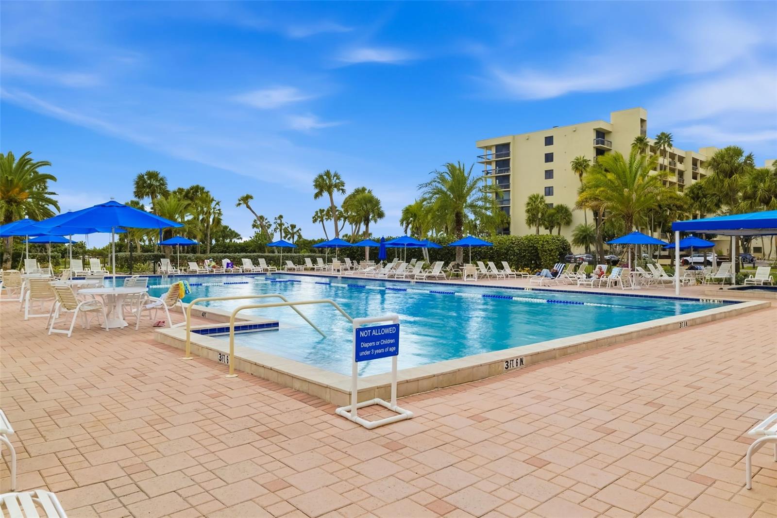 Image 67 of 78 For 1135 Gulf Of Mexico Drive 502