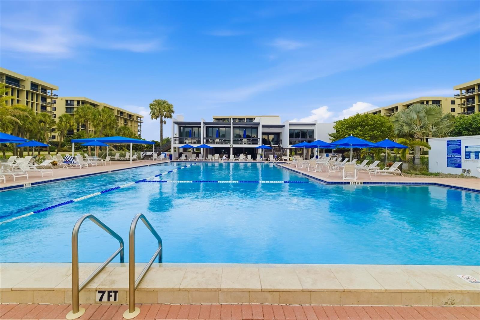 Image 70 of 78 For 1135 Gulf Of Mexico Drive 502