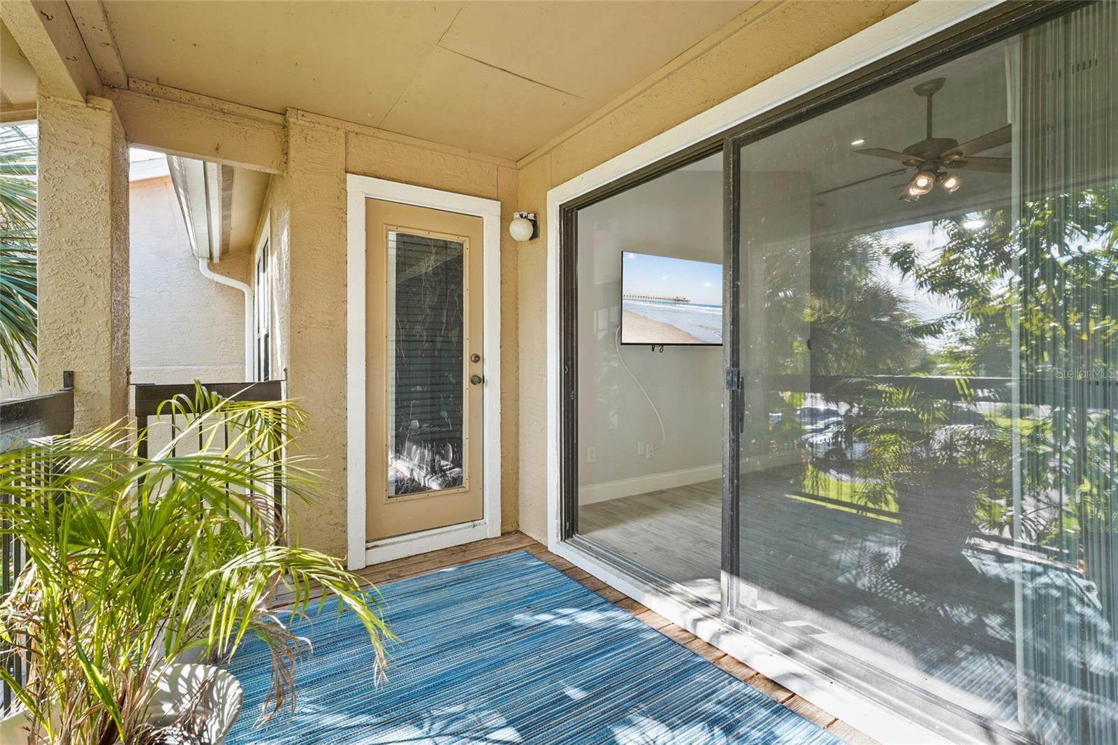 Image 22 of 83 For 4045 Crockers Lake Boulevard 23