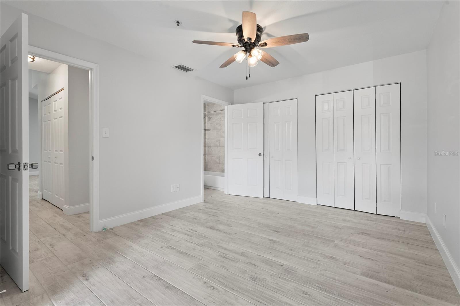 Image 35 of 83 For 4045 Crockers Lake Boulevard 23