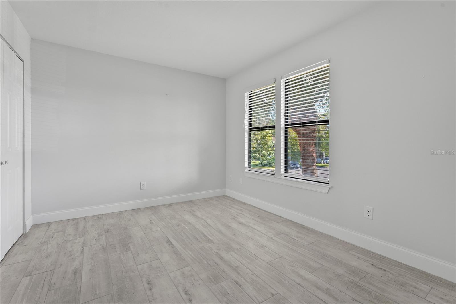 Image 39 of 83 For 4045 Crockers Lake Boulevard 23