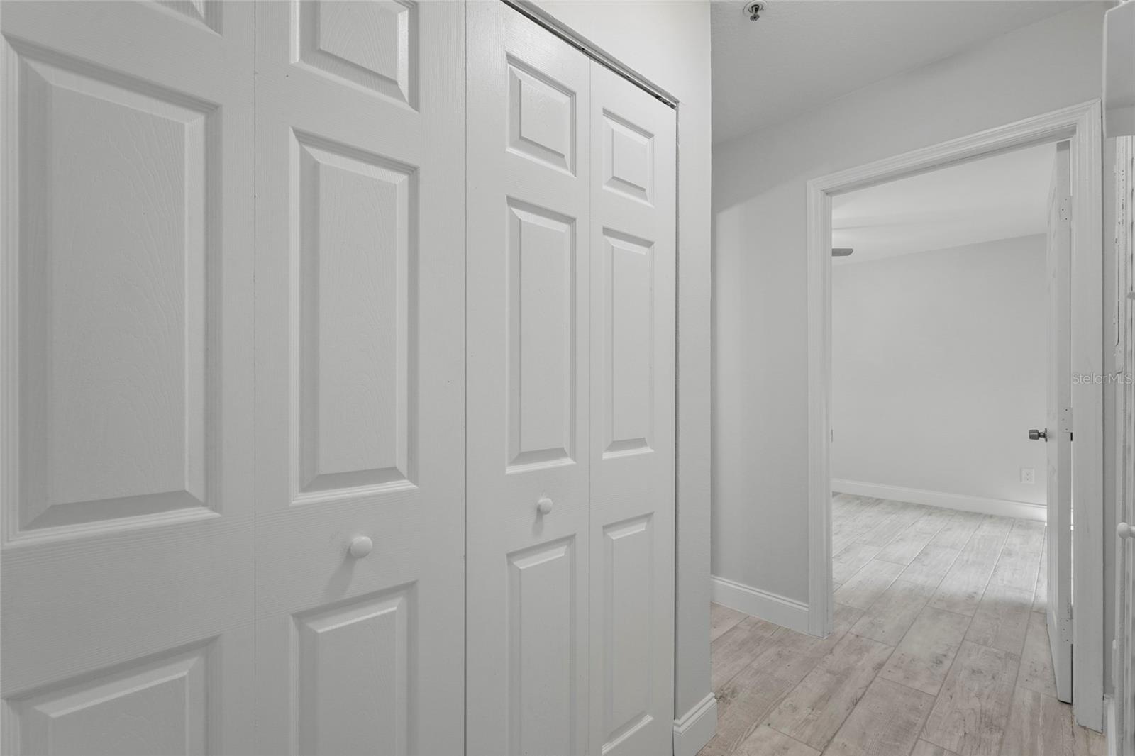 Image 43 of 83 For 4045 Crockers Lake Boulevard 23