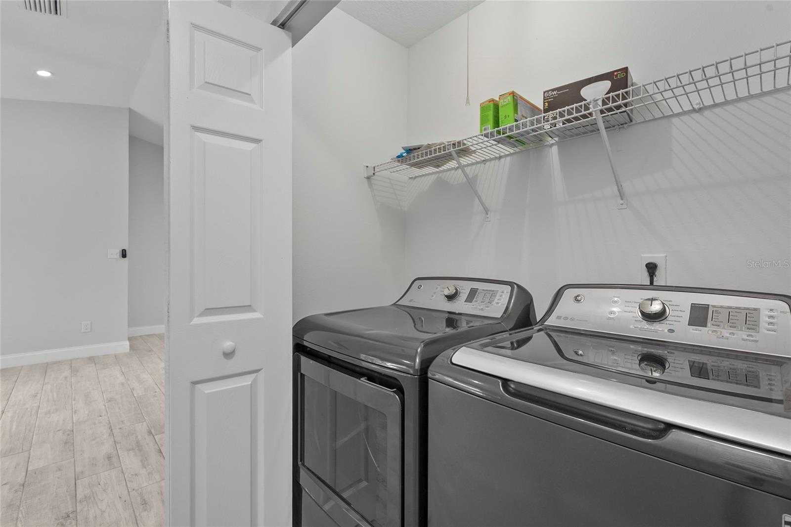 Image 44 of 83 For 4045 Crockers Lake Boulevard 23