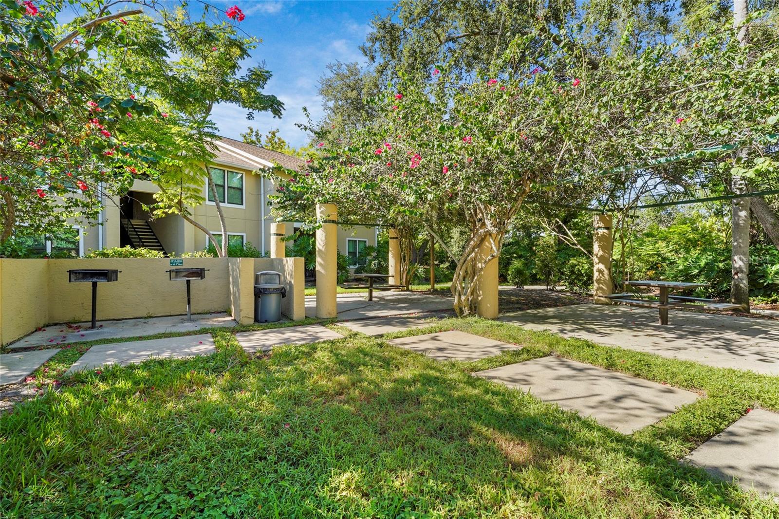 Image 65 of 83 For 4045 Crockers Lake Boulevard 23