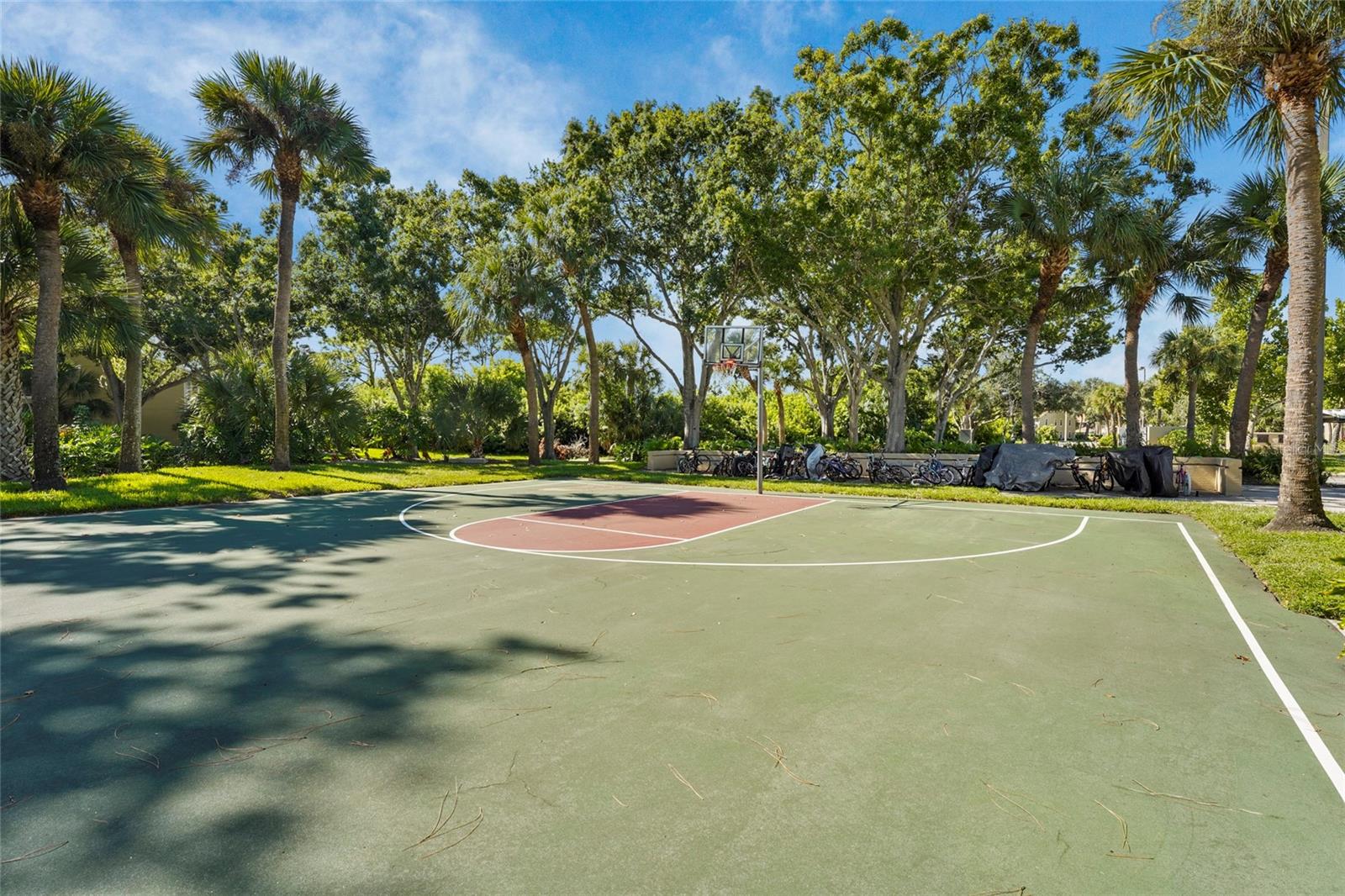 Image 74 of 83 For 4045 Crockers Lake Boulevard 23