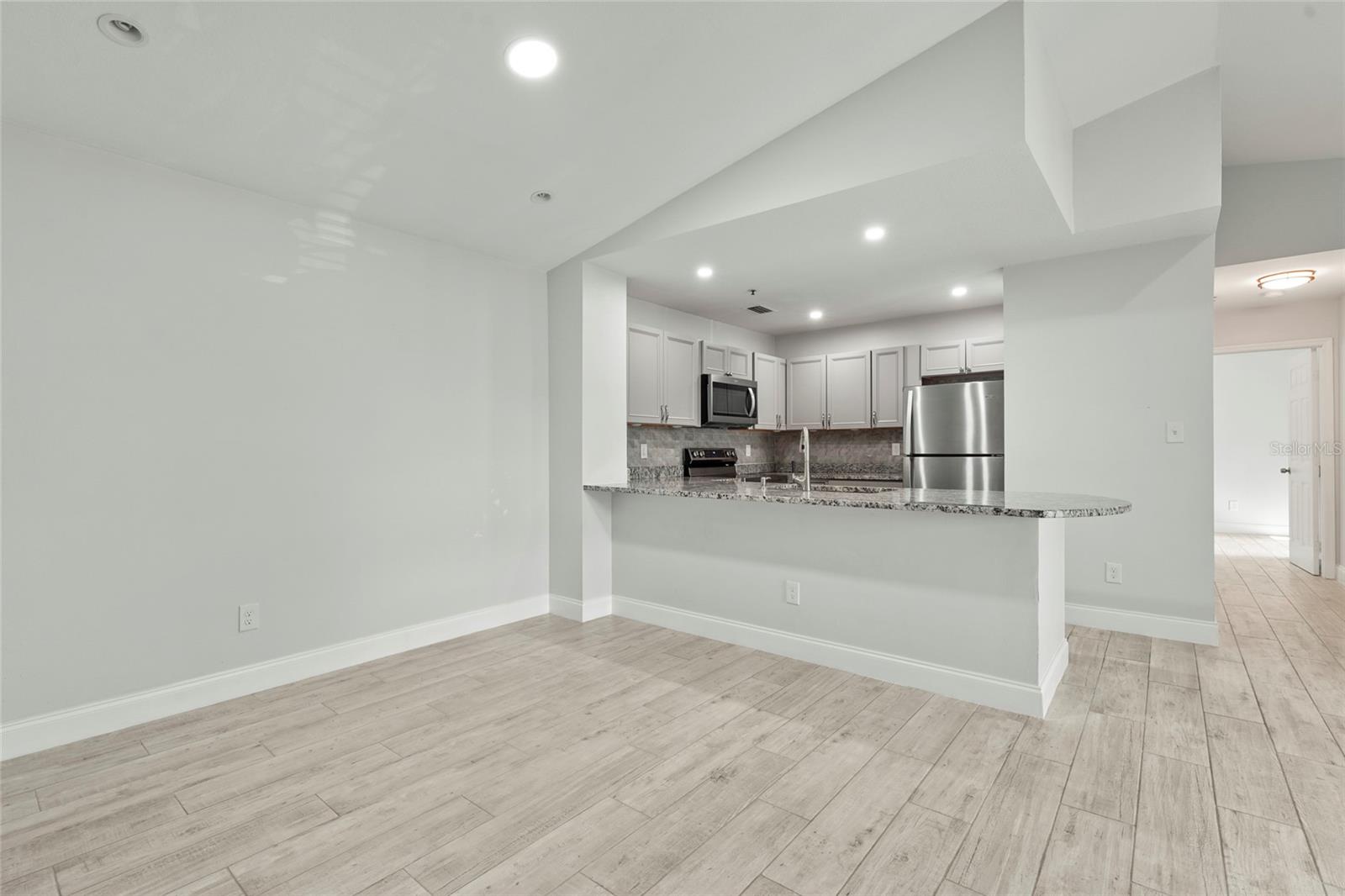 Image 8 of 83 For 4045 Crockers Lake Boulevard 23