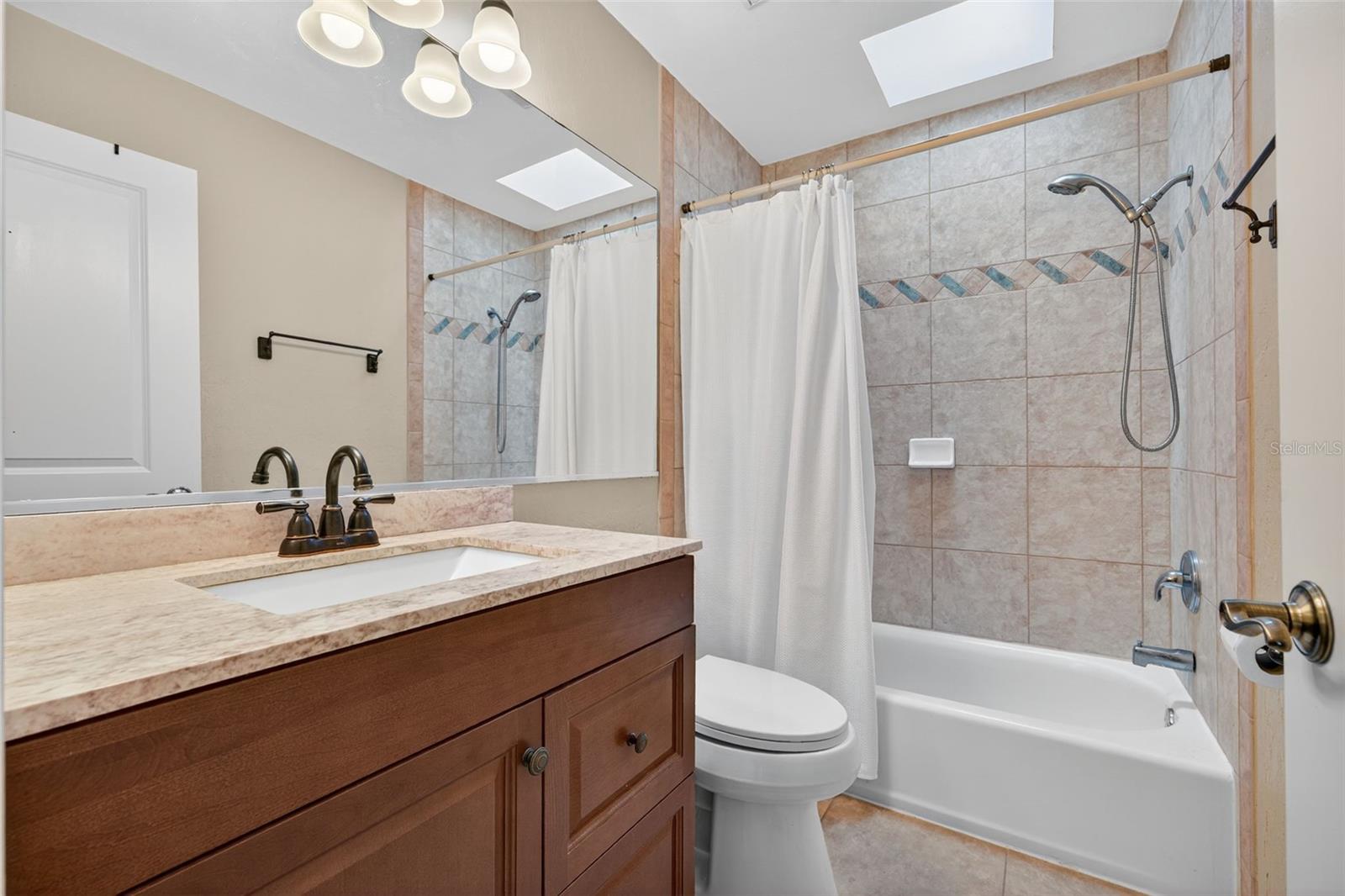 Image 13 of 35 For 5272 Box Turtle Circle