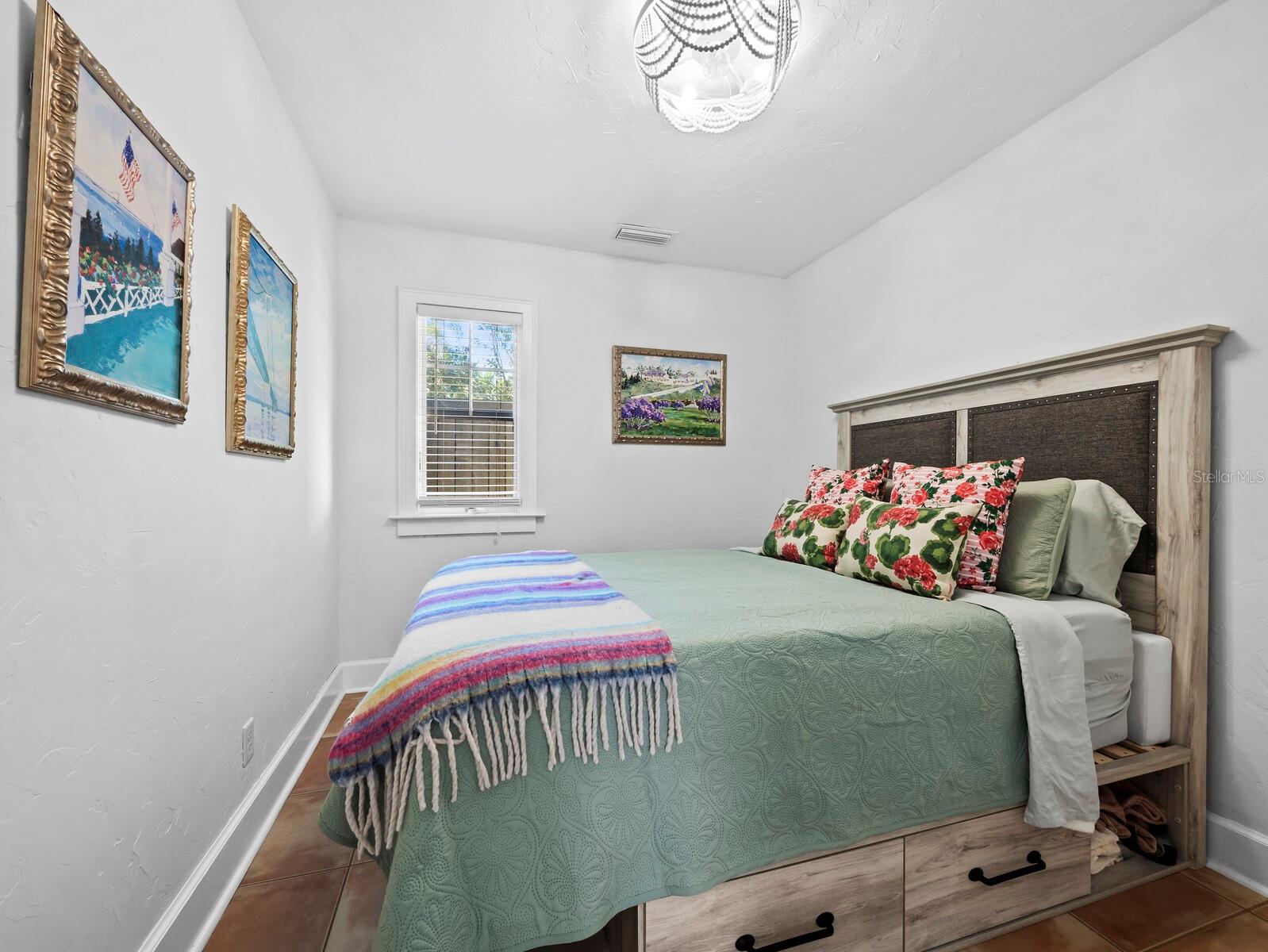 Image 32 of 35 For 1022 Osprey Avenue