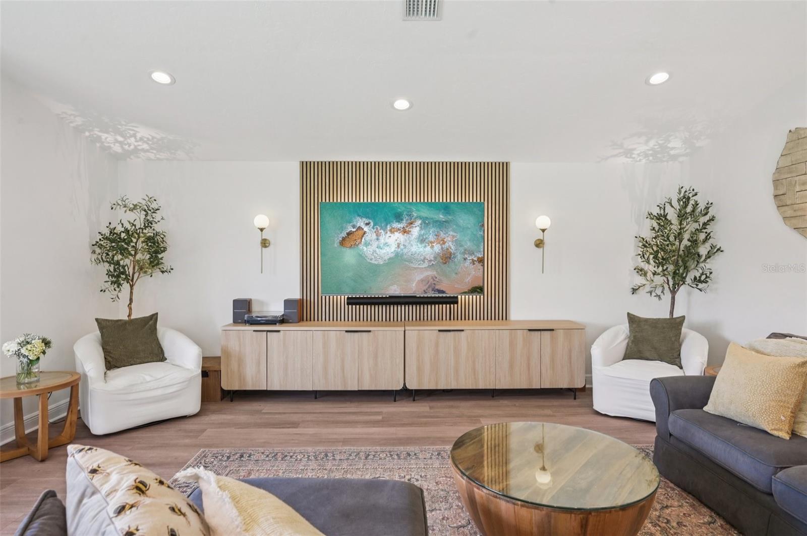 Image 11 of 83 For 3947 Prairie Dunes Drive