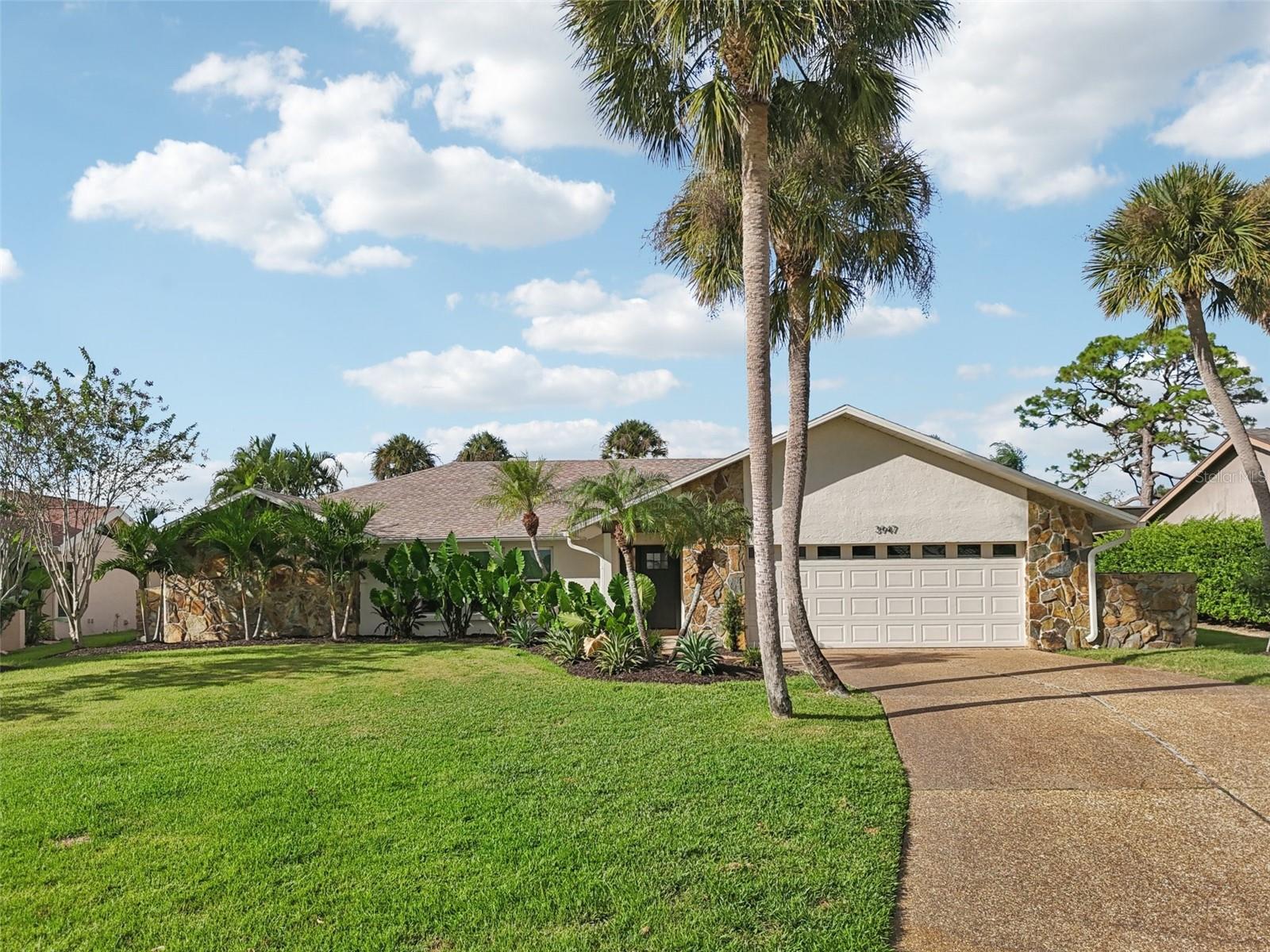 Image 3 of 83 For 3947 Prairie Dunes Drive