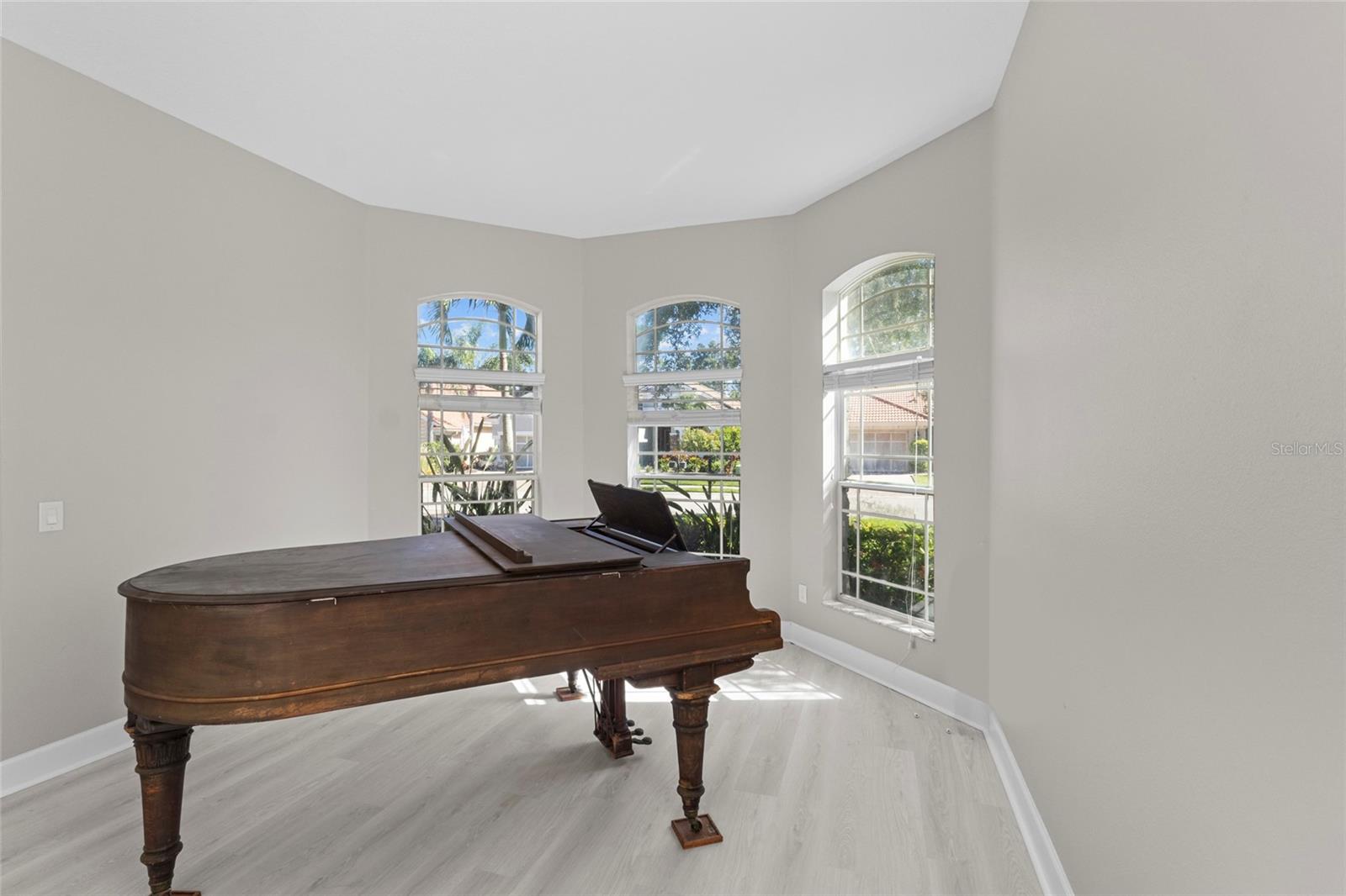 Image 3 of 54 For 8134 Santa Rosa Court