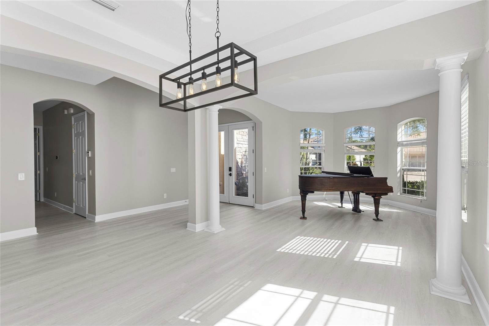 Image 6 of 54 For 8134 Santa Rosa Court