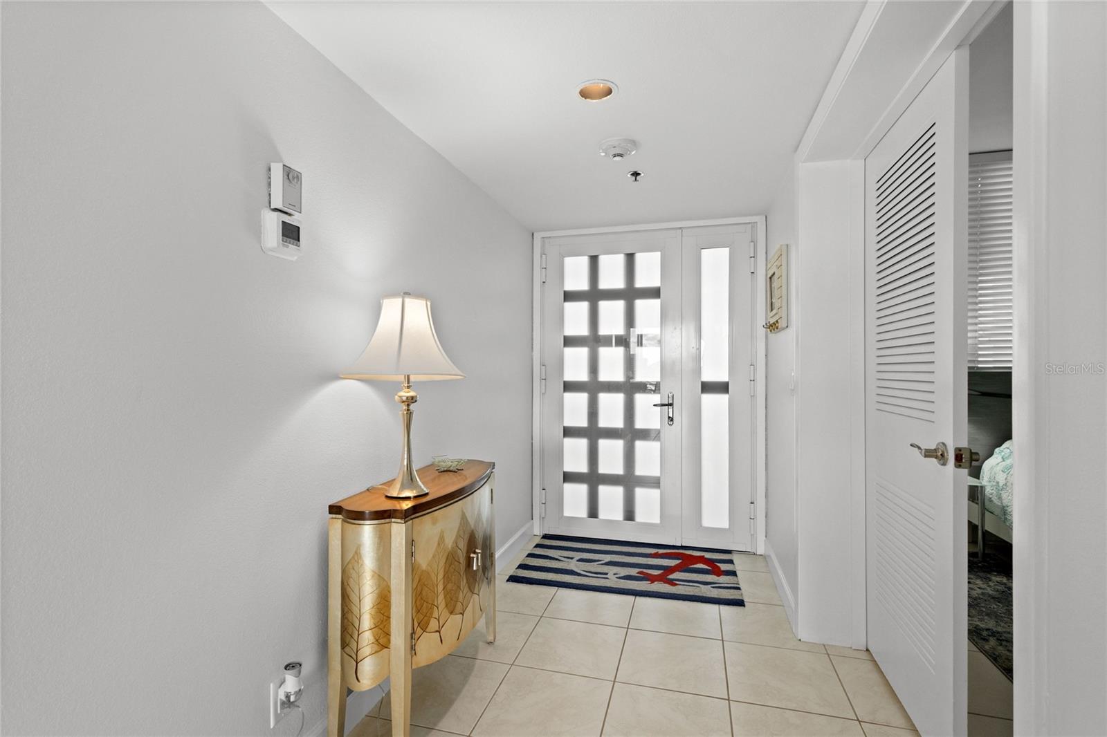 Image 6 of 47 For 1065 Gulf Of Mexico Drive 402