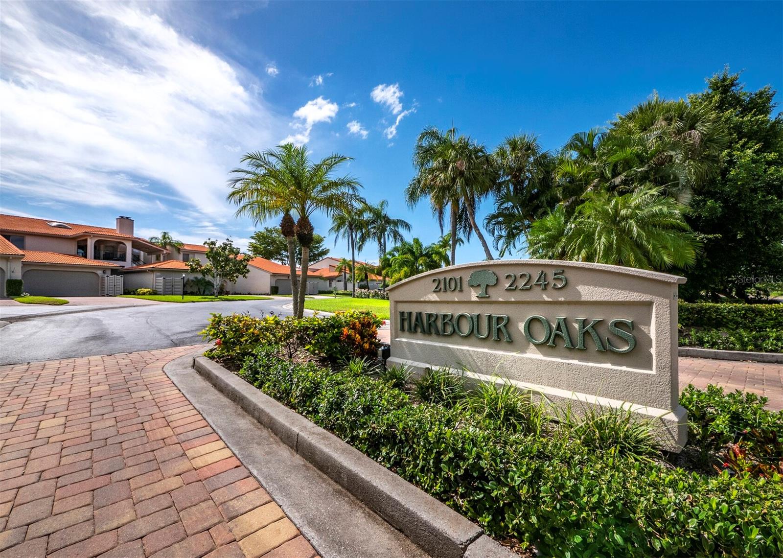 Image 35 of 61 For 2155 Harbourside Drive 804