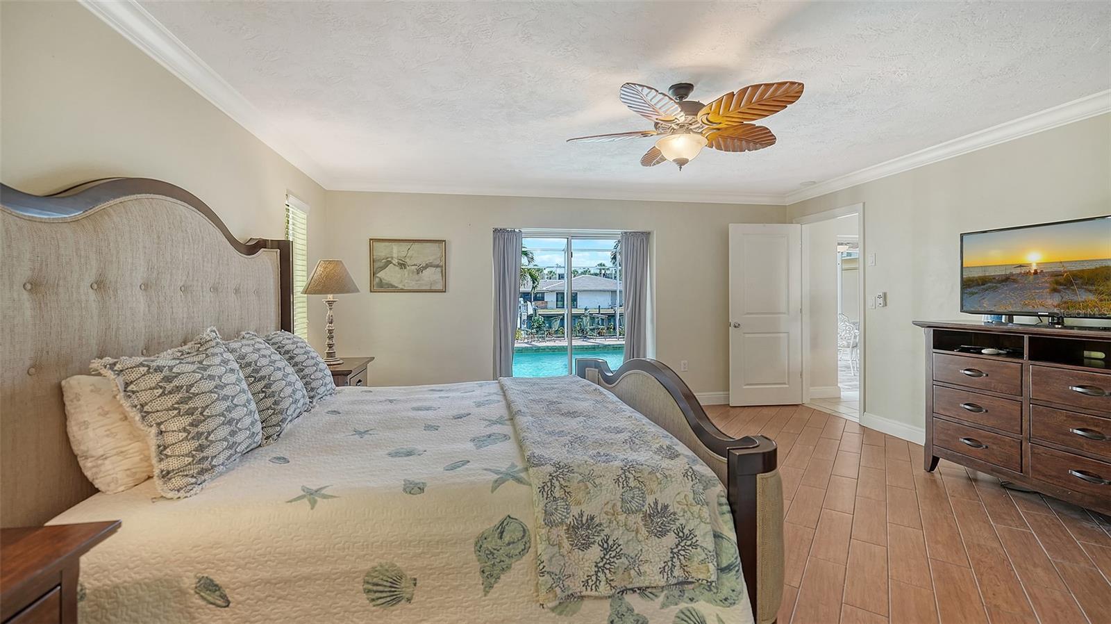 Image 33 of 66 For 524 Ketch Lane