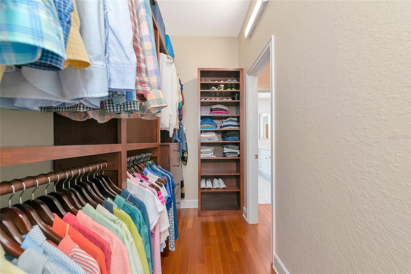 Image 29 of 74 For 10908 Winding Stream Way