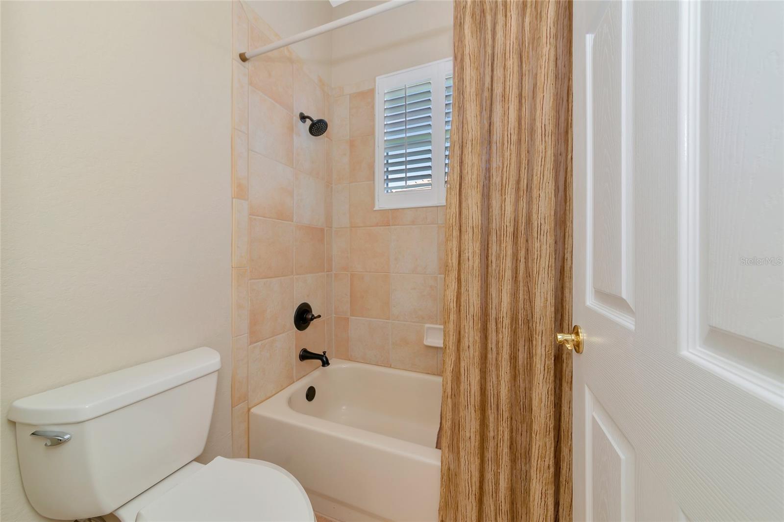 Image 38 of 74 For 10908 Winding Stream Way