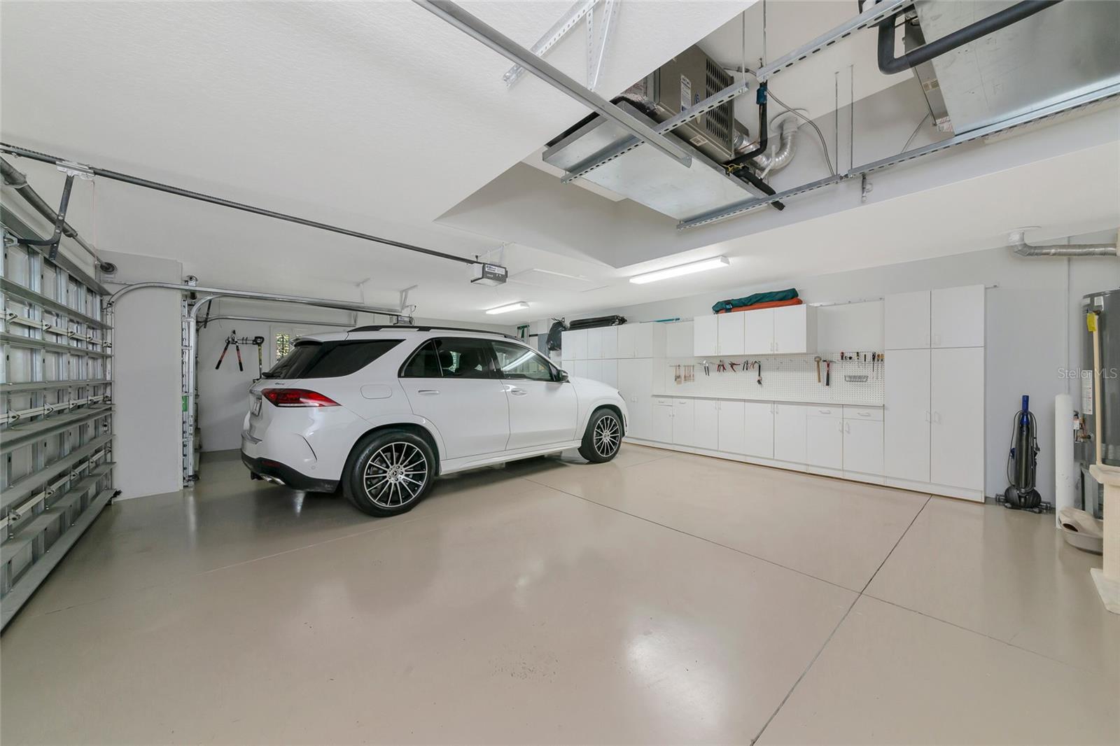 Image 42 of 74 For 10908 Winding Stream Way