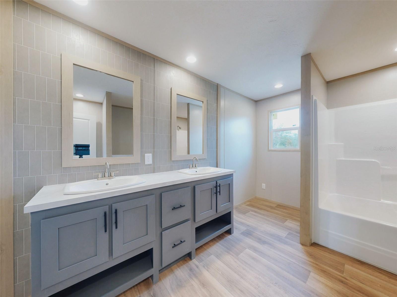 Image 51 of 58 For 7700 White Sands Avenue