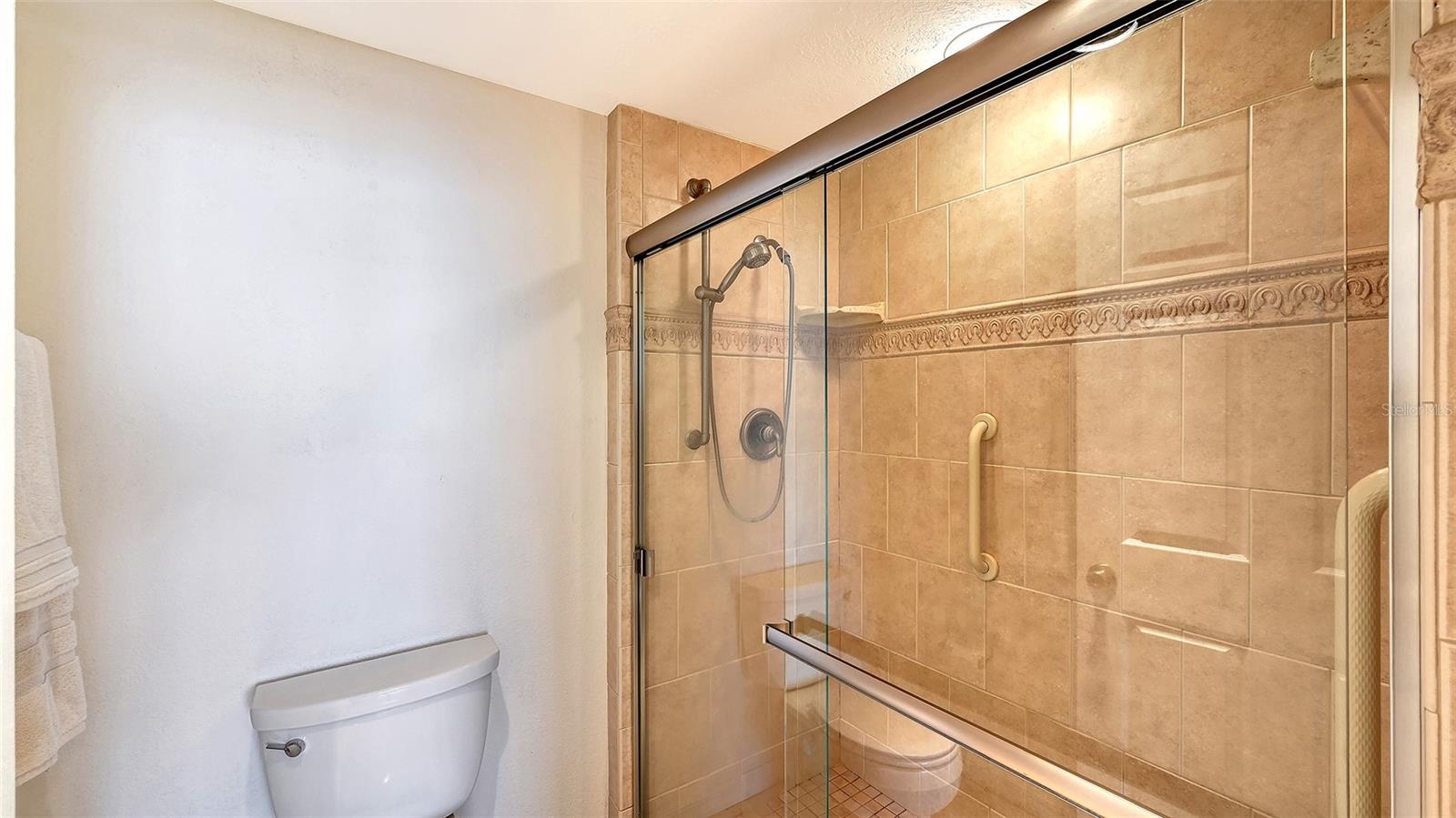 Image 29 of 80 For 1932 Harbourside Drive 254