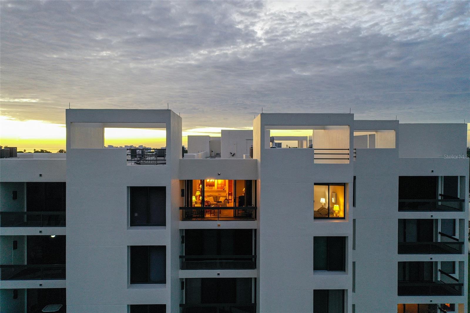 Image 35 of 80 For 1932 Harbourside Drive 254