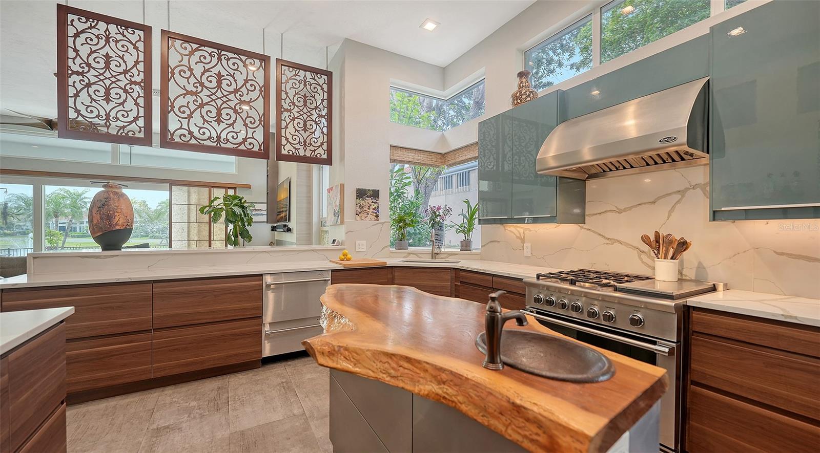 Image 19 of 79 For 3613 Fair Oaks Place