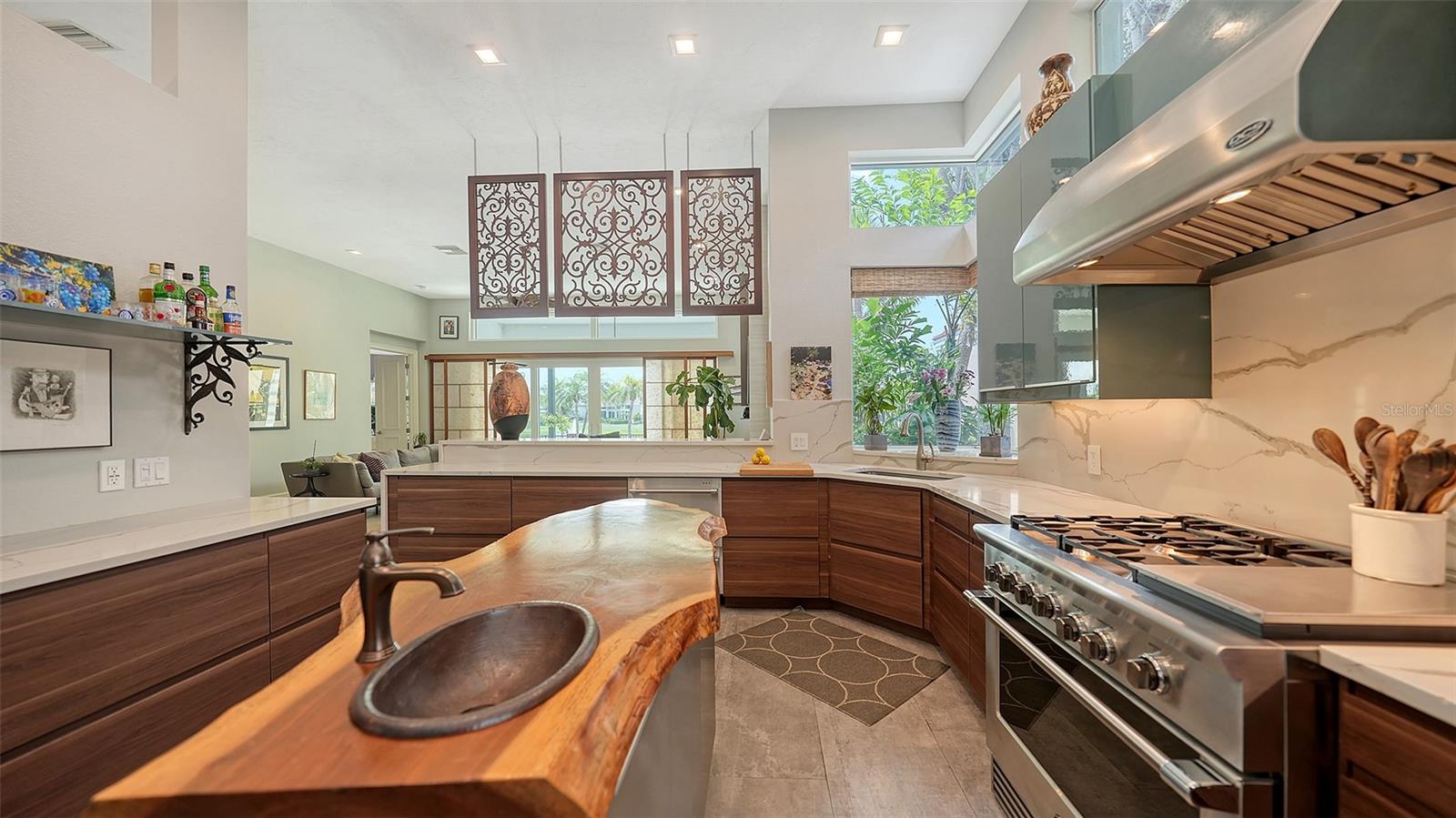 Image 20 of 79 For 3613 Fair Oaks Place