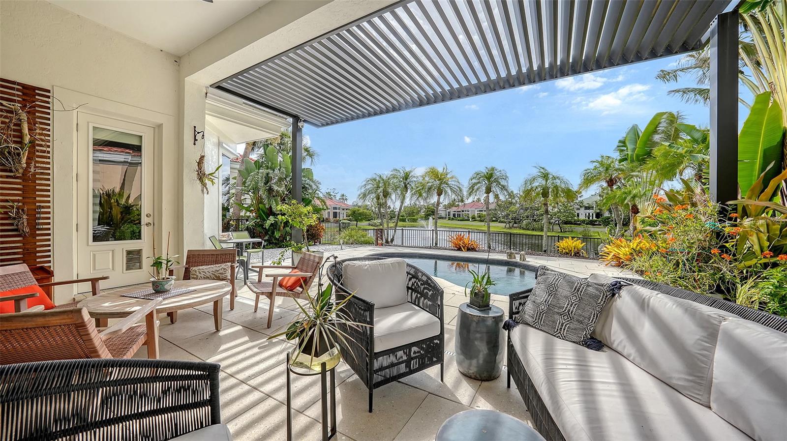 Image 39 of 79 For 3613 Fair Oaks Place