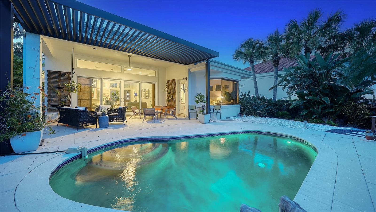 Image 4 of 79 For 3613 Fair Oaks Place