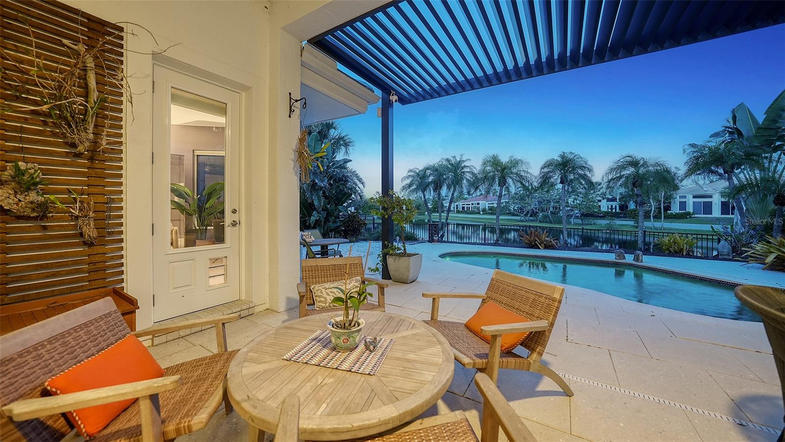 Image 52 of 79 For 3613 Fair Oaks Place