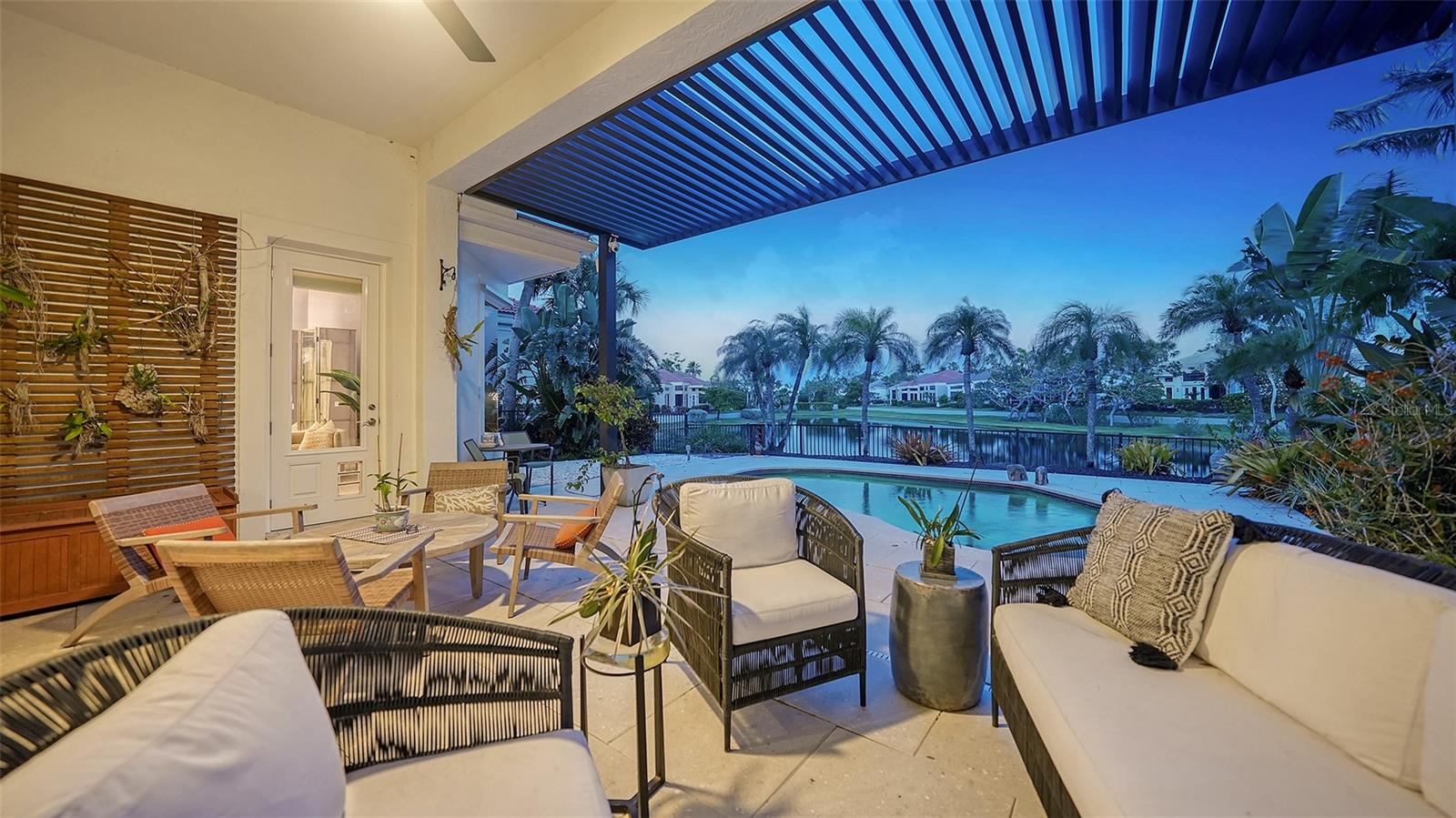 Image 53 of 79 For 3613 Fair Oaks Place