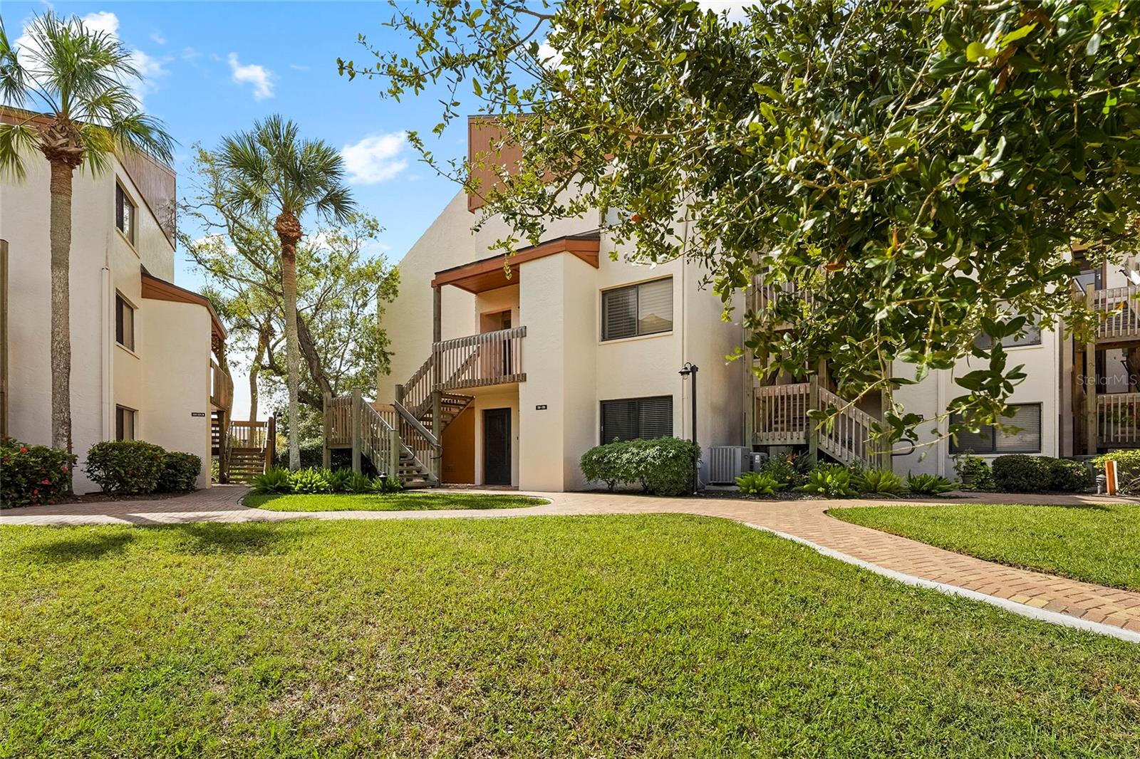 Image 18 of 71 For 1300 Cove Ii Place 710