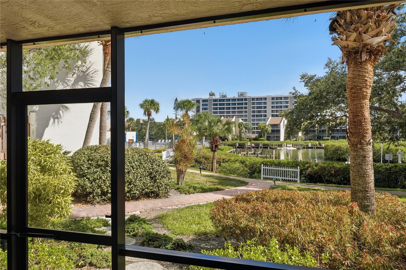 Image 31 of 71 For 1300 Cove Ii Place 710