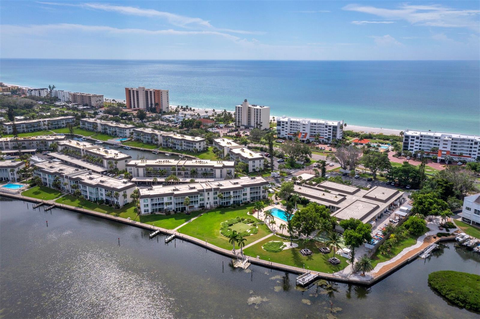 Image 3 of 53 For 4440 Exeter Drive 204