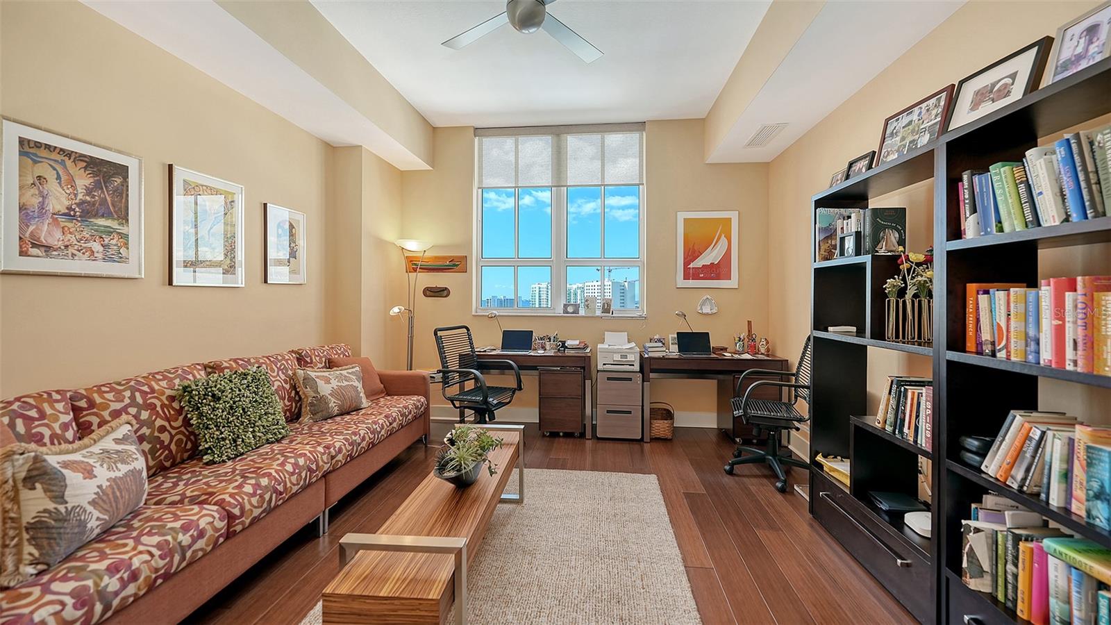 Image 22 of 48 For 1350 Main Street Ph1600