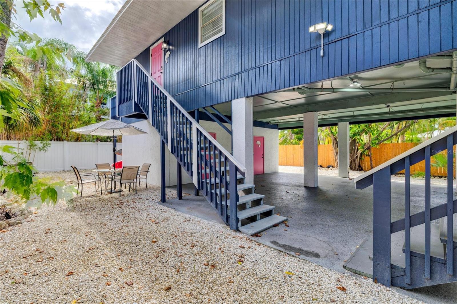 Image 31 of 92 For 8106 Gulf Drive A&b