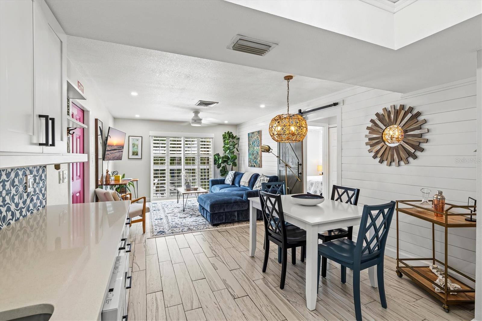 Image 43 of 92 For 8106 Gulf Drive A&b