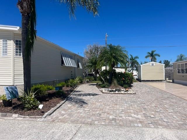 Image 2 of 93 For 10315 Cortez Road W 20j