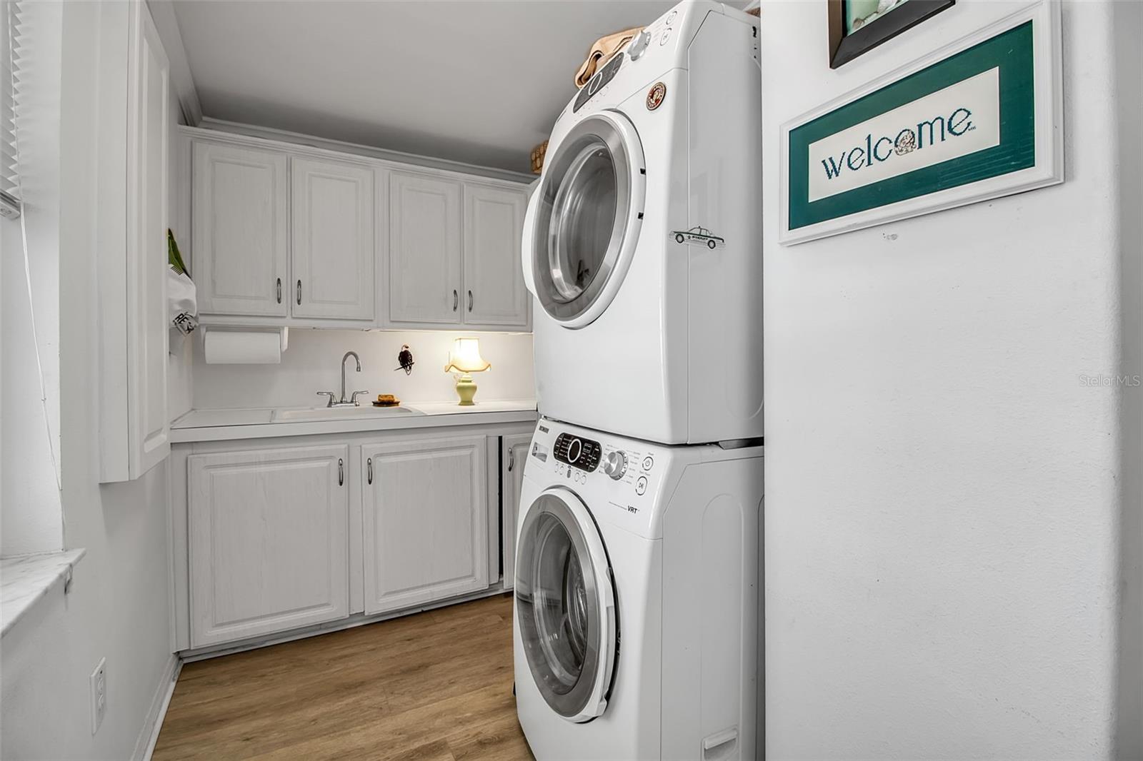 Image 55 of 93 For 10315 Cortez Road W 20j