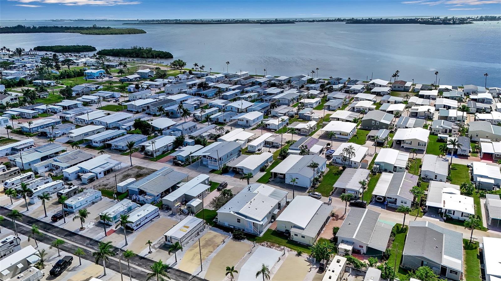 Image 61 of 93 For 10315 Cortez Road W 20j