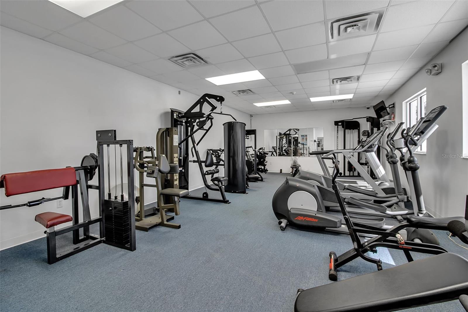 Image 63 of 93 For 10315 Cortez Road W 20j