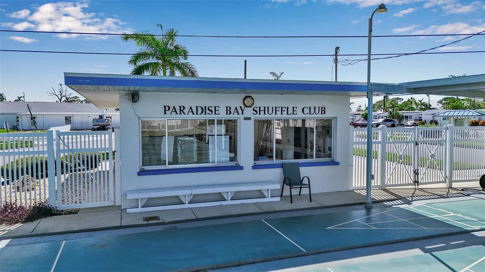 Image 67 of 93 For 10315 Cortez Road W 20j