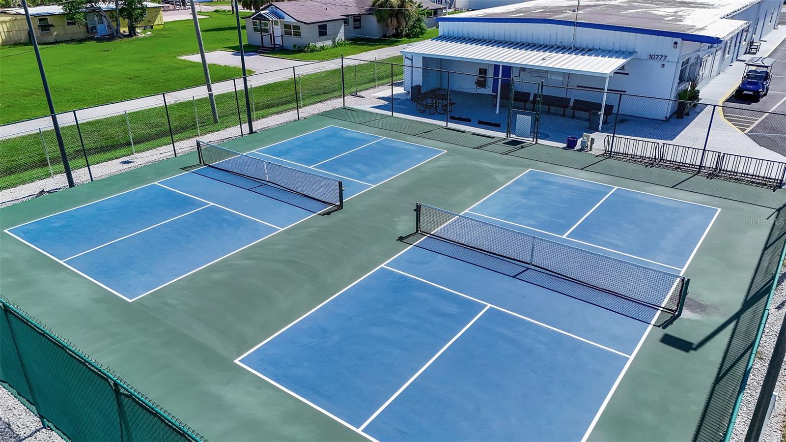 Image 75 of 93 For 10315 Cortez Road W 20j