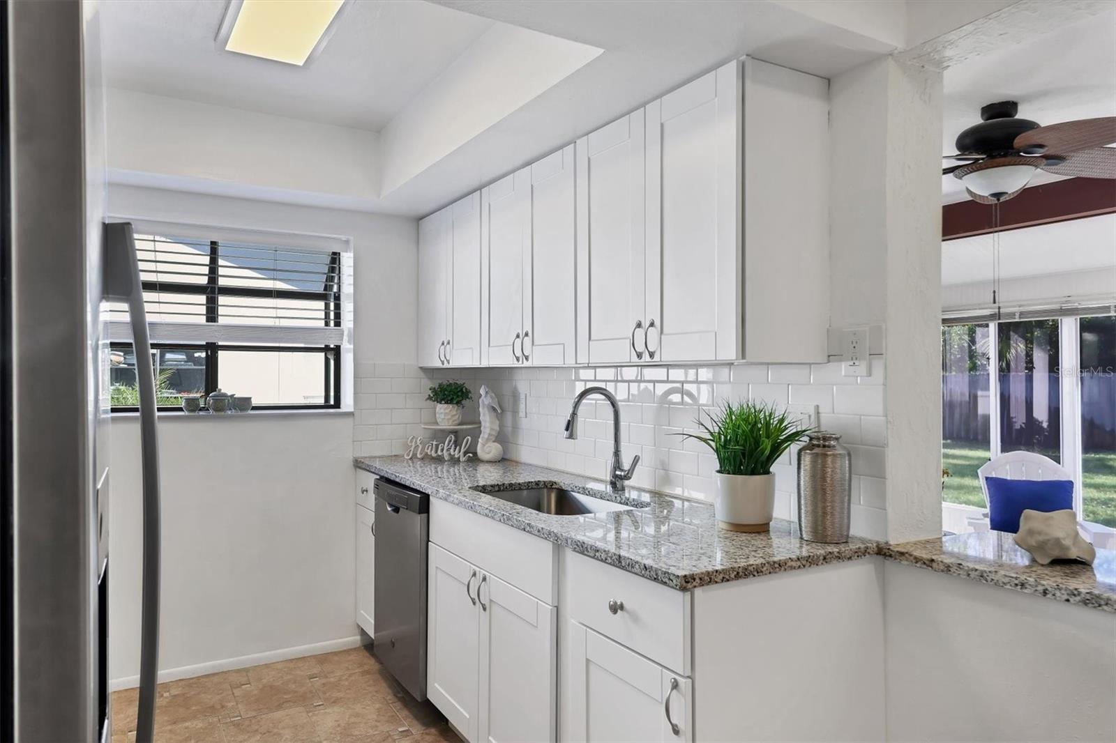 Image 12 of 44 For 4247 Oakhurst Circle E 3033