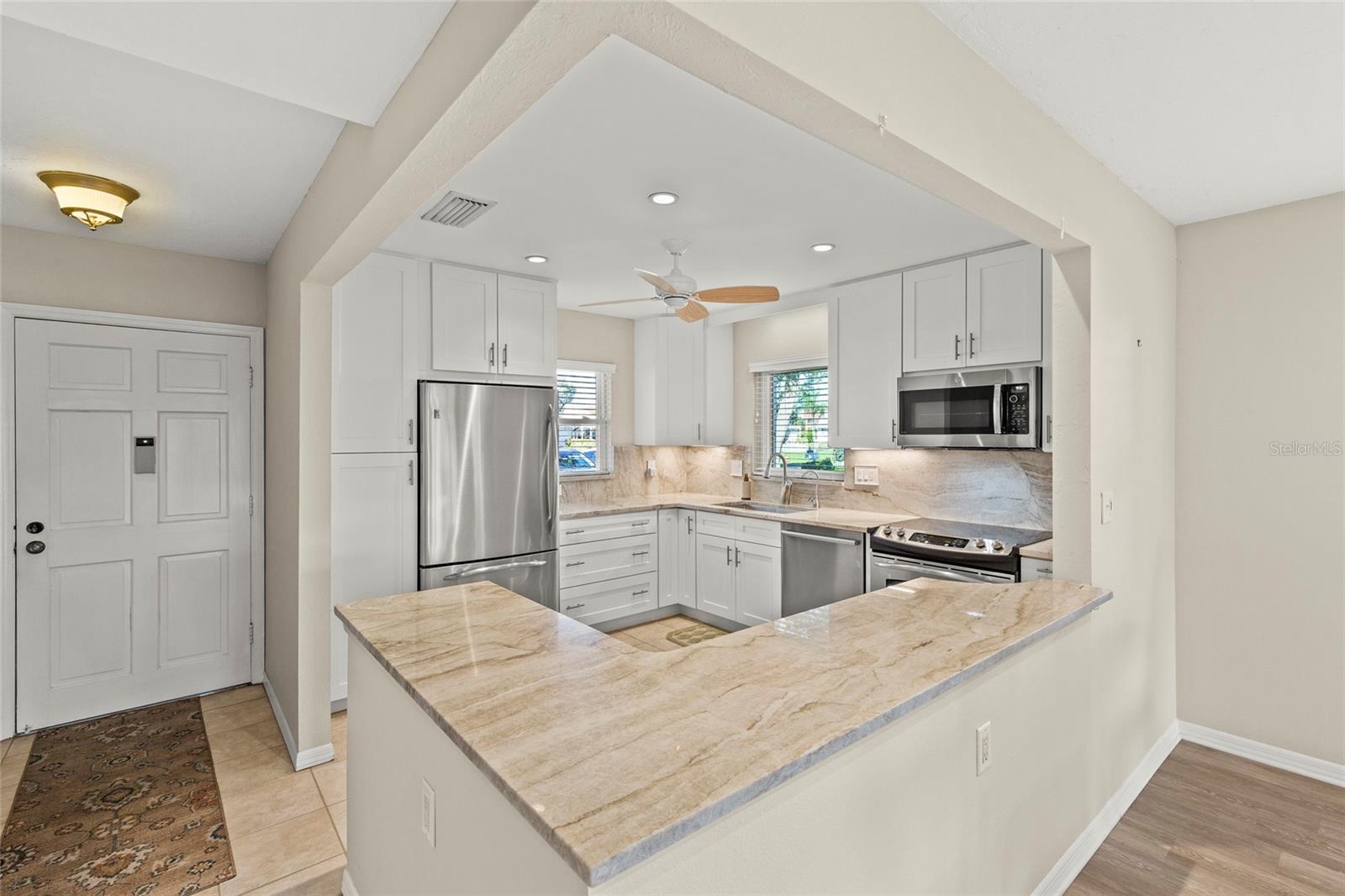 Image 10 of 39 For 4721 Mount Vernon Drive